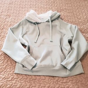 Old Navy hoodie, sherpa hood, thumb holes sz L